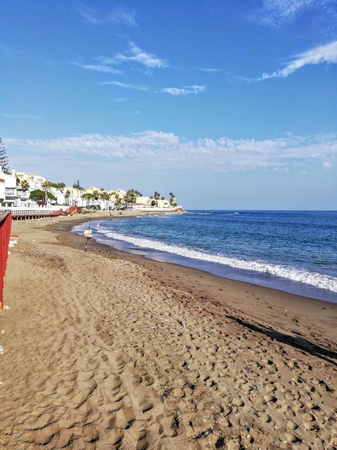 Apartamento Mar Azul, Primera Linea De Playa Sitio de Calahonda Eksteriør billede