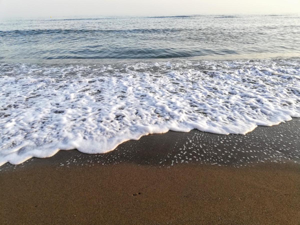Apartamento Mar Azul, Primera Linea De Playa Sitio de Calahonda Eksteriør billede