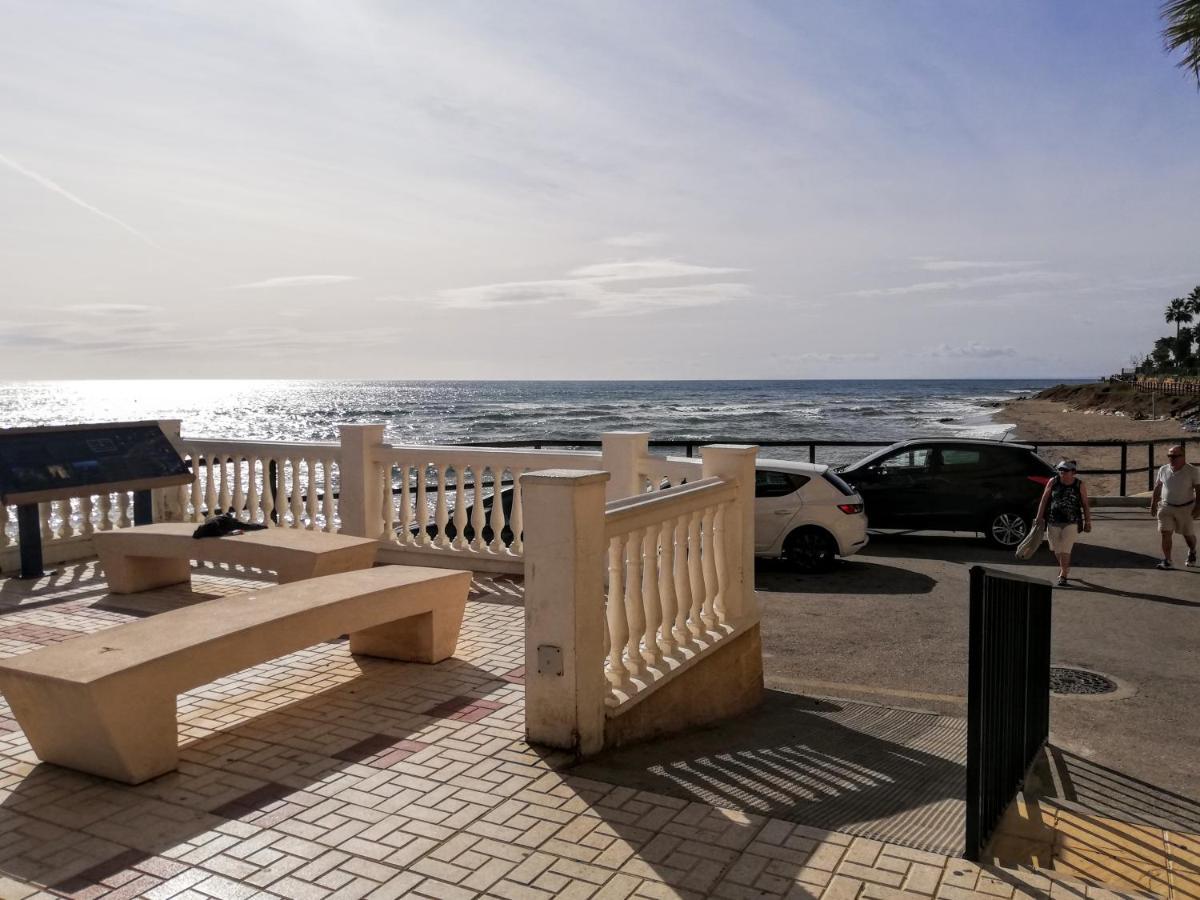 Apartamento Mar Azul, Primera Linea De Playa Sitio de Calahonda Eksteriør billede